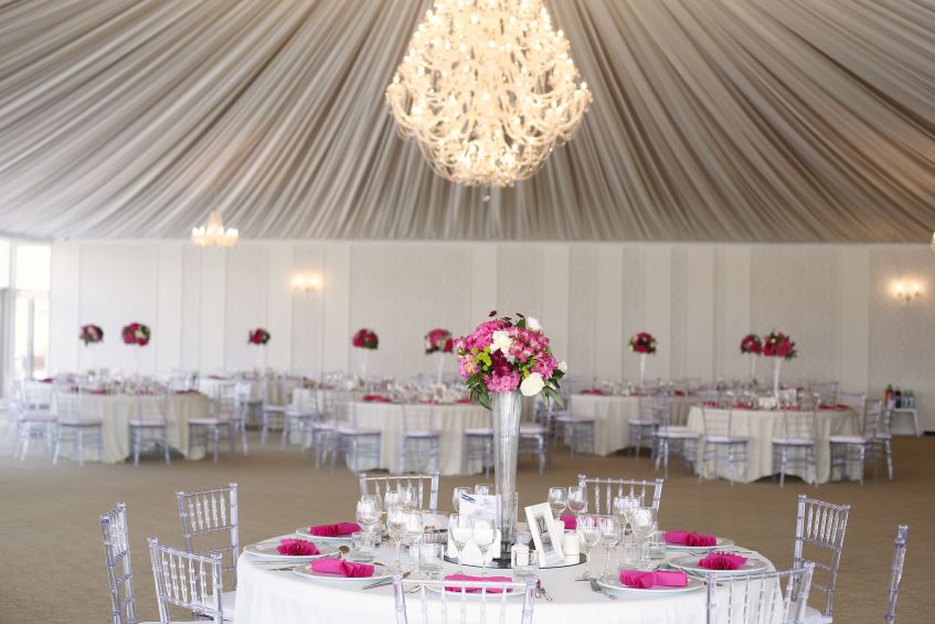 How to Hang Decorations from Ceiling Creative Tips and Essential Strategies for Stunning Ceiling Decor