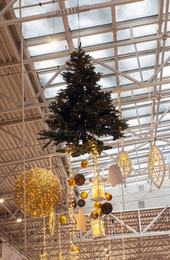 How to Decorate a Ceiling for Christmas - Creating a Magical Overhead Festivity 10 How to Decorate a Ceiling for Christmas - Creating a Magical Overhead Festivity