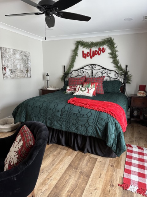 How to Decorate a Ceiling Fan for Christmas Creative Tips to Elevate Your Festive Home Decor