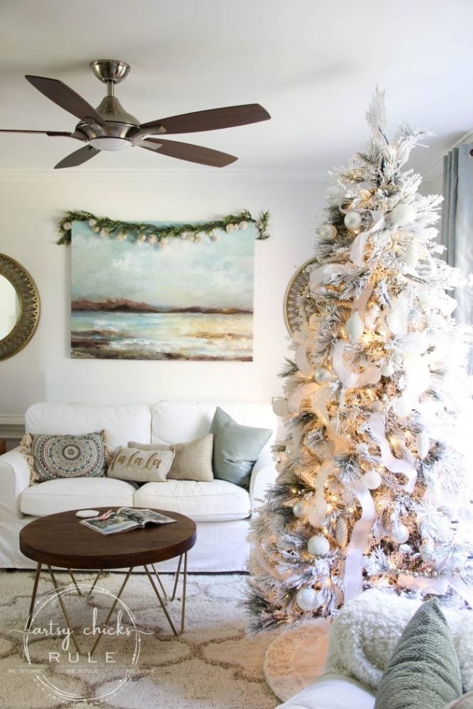 How to Decorate a Ceiling Fan for Christmas Creative Tips to Elevate Your Festive Home Decor
